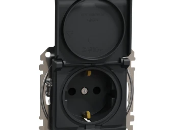 Розетка з заземленням, зі шторками та кришкою Чорний Sedna Design
SDD114024